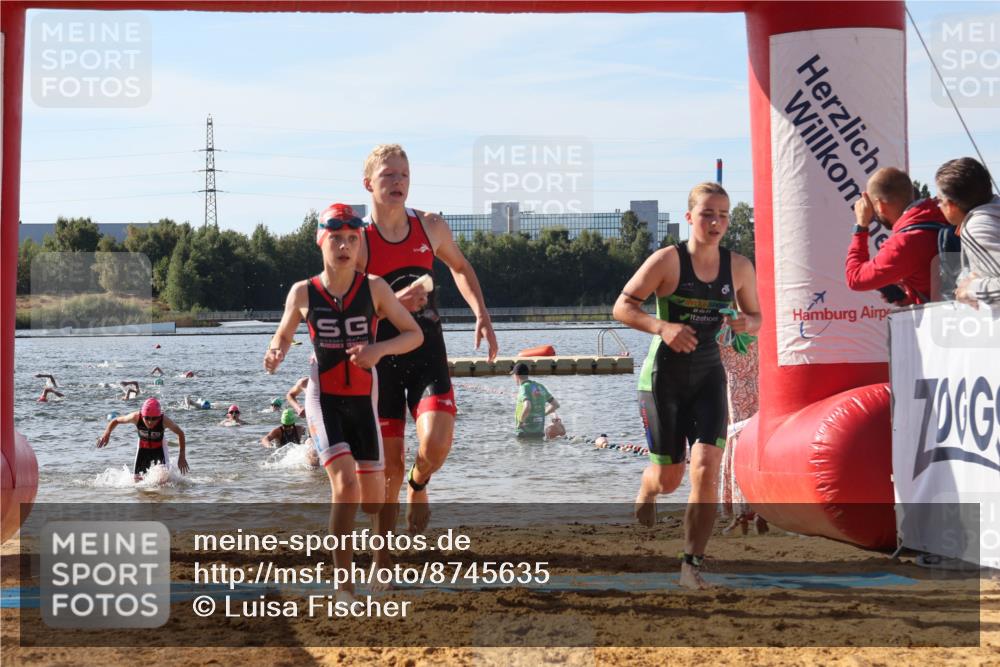 07.09.2025 - 19. Norderstedt Triathlon Luisa Fischer http://msf.ph/oto/8745635 07.09.2025 10:24:30 Schwimmen 60, 79, 83, 102, 104, 124, 132, 674, 683 meine-sportfotos.de