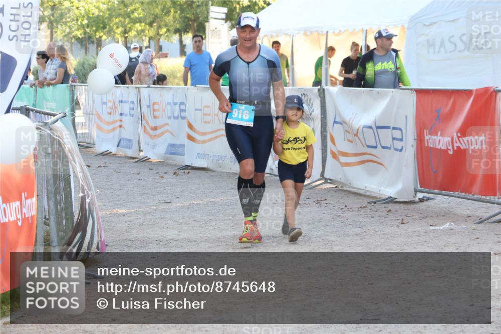 07.09.2025 - 19. Norderstedt Triathlon Luisa Fischer http://msf.ph/oto/8745648 07.09.2025 17:20:40 Ziel 916 meine-sportfotos.de