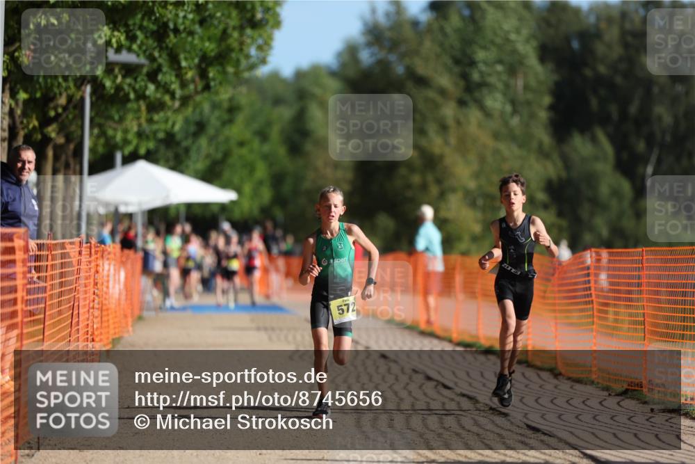07.09.2025 - 19. Norderstedt Triathlon Michael Strokosch http://msf.ph/oto/8745656 07.09.2025 09:43:44 Laufen 568, 572 meine-sportfotos.de