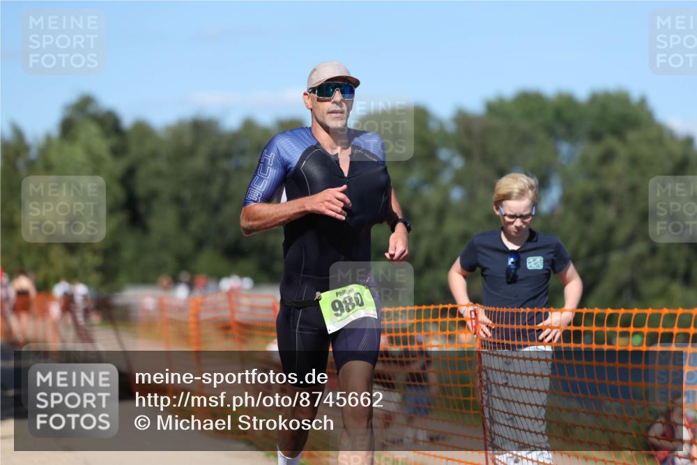07.09.2025 - 19. Norderstedt Triathlon Michael Strokosch http://msf.ph/oto/8745662 07.09.2025 14:47:11 Laufen 980 meine-sportfotos.de