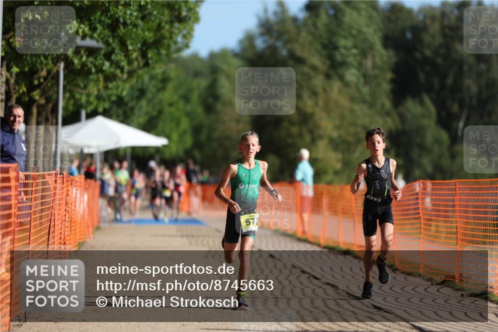 07.09.2025 - 19. Norderstedt Triathlon Michael Strokosch http://msf.ph/oto/8745663 07.09.2025 09:43:45 Laufen 568, 572 meine-sportfotos.de