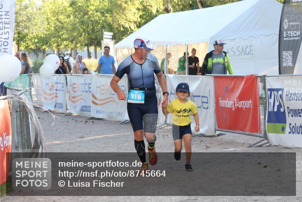 07.09.2025 - 19. Norderstedt Triathlon Luisa Fischer http://msf.ph/oto/8745664 07.09.2025 17:20:41 Ziel 916 meine-sportfotos.de