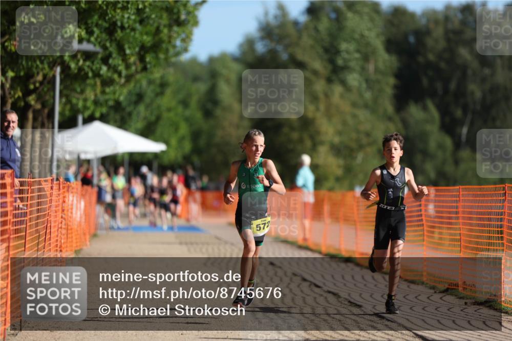 07.09.2025 - 19. Norderstedt Triathlon Michael Strokosch http://msf.ph/oto/8745676 07.09.2025 09:43:45 Laufen 568, 572 meine-sportfotos.de