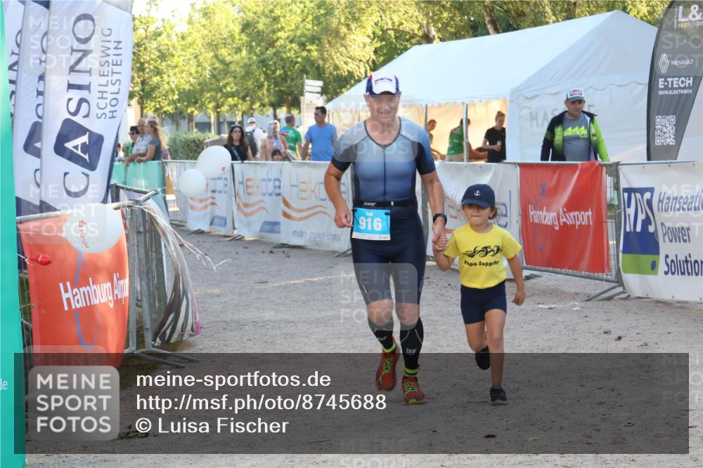07.09.2025 - 19. Norderstedt Triathlon Luisa Fischer http://msf.ph/oto/8745688 07.09.2025 17:20:42 Ziel 916 meine-sportfotos.de