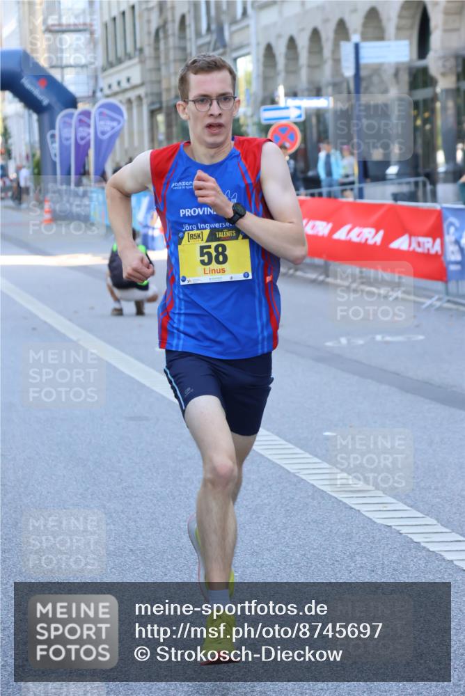07.09.2025 - BARMER Alsterlauf Strokosch-Dieckow http://msf.ph/oto/8745697 07.09.2025 11:14:34 Ziel  meine-sportfotos.de