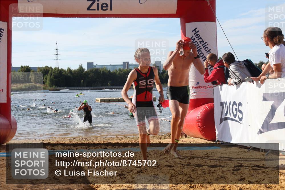 07.09.2025 - 19. Norderstedt Triathlon Luisa Fischer http://msf.ph/oto/8745702 07.09.2025 10:24:36 Schwimmen 83, 104, 123, 124, 132, 674, 683 meine-sportfotos.de