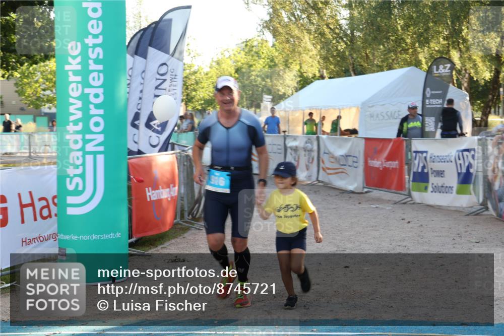 07.09.2025 - 19. Norderstedt Triathlon Luisa Fischer http://msf.ph/oto/8745721 07.09.2025 17:20:43 Ziel 916 meine-sportfotos.de