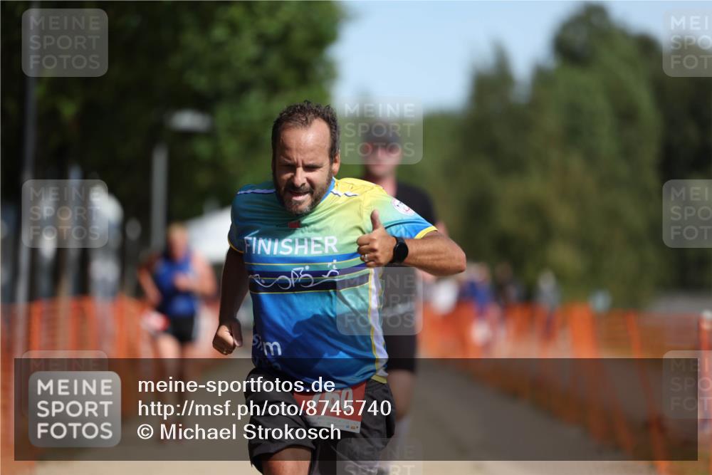 07.09.2025 - 19. Norderstedt Triathlon Michael Strokosch http://msf.ph/oto/8745740 07.09.2025 11:59:13 Laufen 229, 281, 760 meine-sportfotos.de