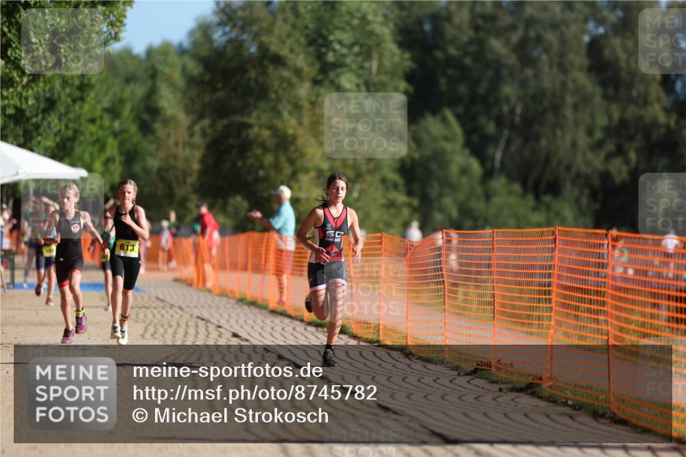 07.09.2025 - 19. Norderstedt Triathlon Michael Strokosch http://msf.ph/oto/8745782 07.09.2025 09:43:56 Laufen 563, 586, 613 meine-sportfotos.de