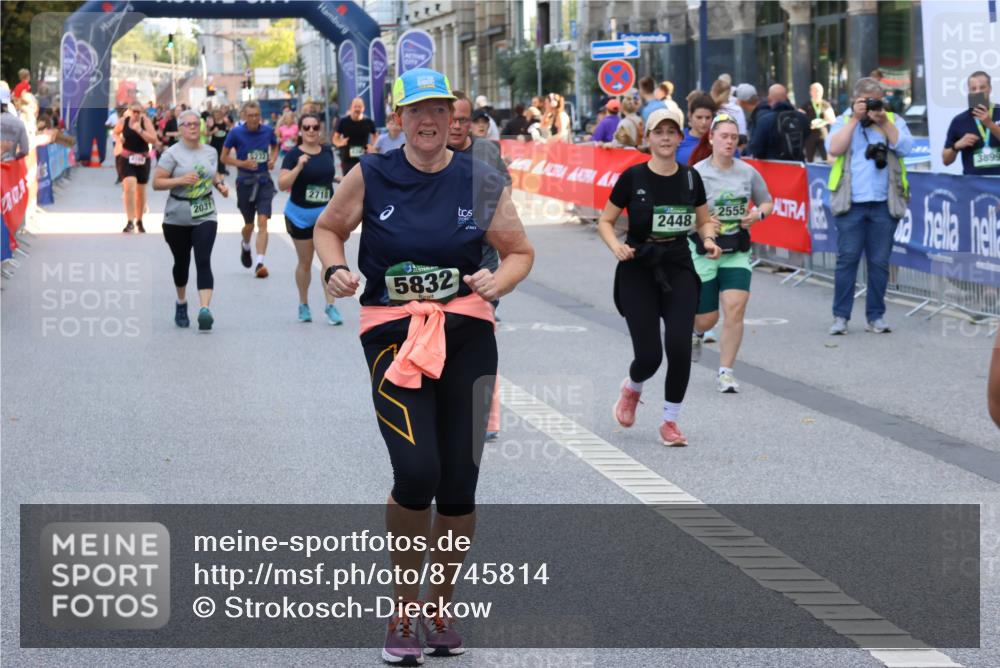 07.09.2025 - BARMER Alsterlauf Strokosch-Dieckow http://msf.ph/oto/8745814 07.09.2025 10:17:16 Ziel 2466, 3372, 3731, 3793, 4130, 4270, 4447, 4790, 4791, 5032, 5087, 5237, 5305, 5632, 5680, 5946, 8082 meine-sportfotos.de