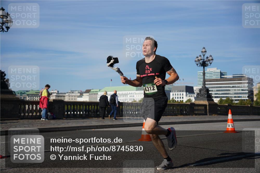 07.09.2025 - BARMER Alsterlauf Yannick Fuchs http://msf.ph/oto/8745830 07.09.2025 09:31:21 Laufen 4312 meine-sportfotos.de