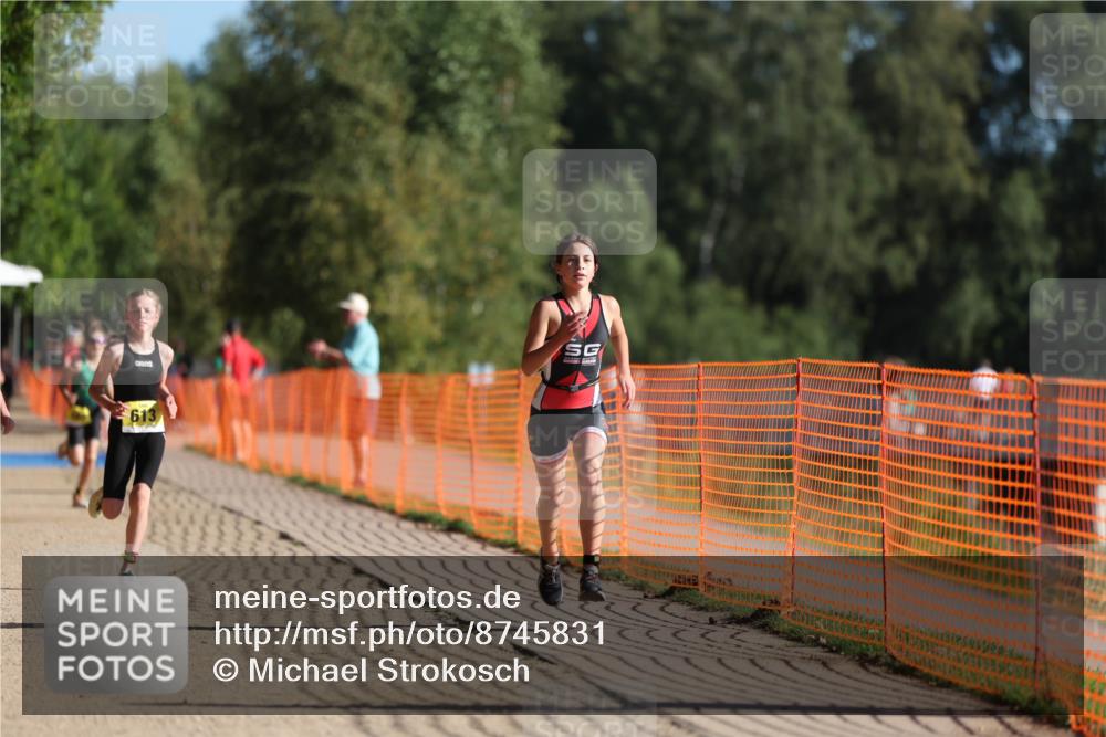07.09.2025 - 19. Norderstedt Triathlon Michael Strokosch http://msf.ph/oto/8745831 07.09.2025 09:43:57 Laufen 563, 586, 613 meine-sportfotos.de