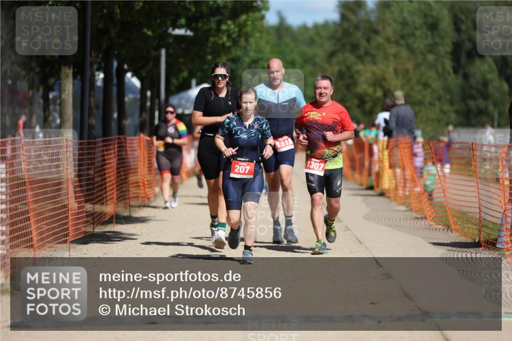 07.09.2025 - 19. Norderstedt Triathlon Michael Strokosch http://msf.ph/oto/8745856 07.09.2025 12:36:09 Laufen 207, 282, 860, 1258, 1307, 1319 meine-sportfotos.de