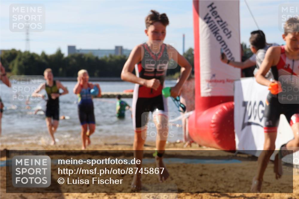 07.09.2025 - 19. Norderstedt Triathlon Luisa Fischer http://msf.ph/oto/8745867 07.09.2025 10:24:53 Schwimmen 61, 62, 73, 100, 120, 123, 126, 130 meine-sportfotos.de