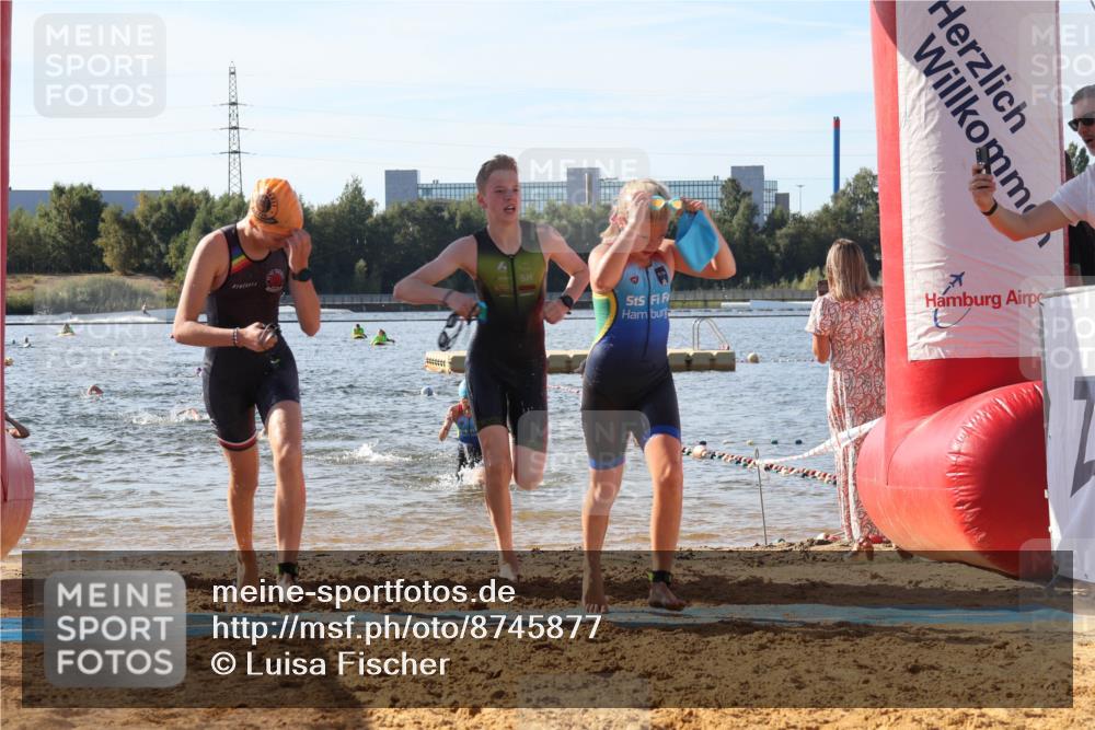 07.09.2025 - 19. Norderstedt Triathlon Luisa Fischer http://msf.ph/oto/8745877 07.09.2025 10:24:55 Schwimmen 61, 62, 73, 100, 111, 120, 126, 130 meine-sportfotos.de