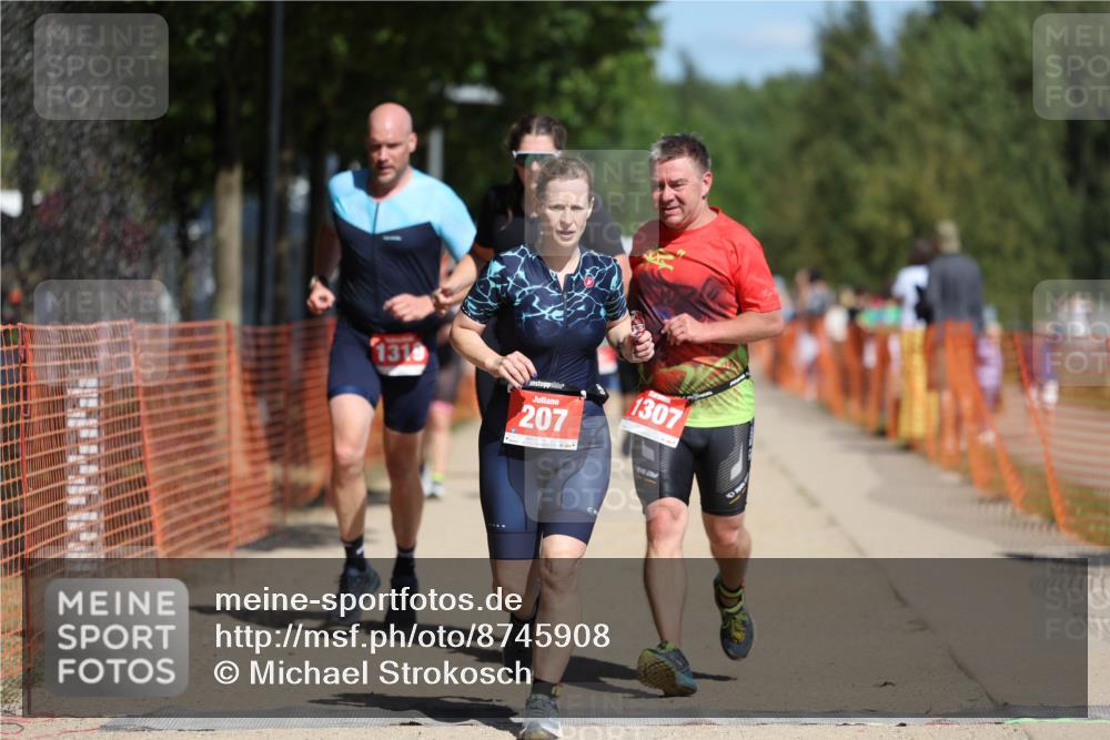 07.09.2025 - 19. Norderstedt Triathlon Michael Strokosch http://msf.ph/oto/8745908 07.09.2025 12:36:11 Laufen 190, 207, 282, 860, 1267, 1307, 1319 meine-sportfotos.de