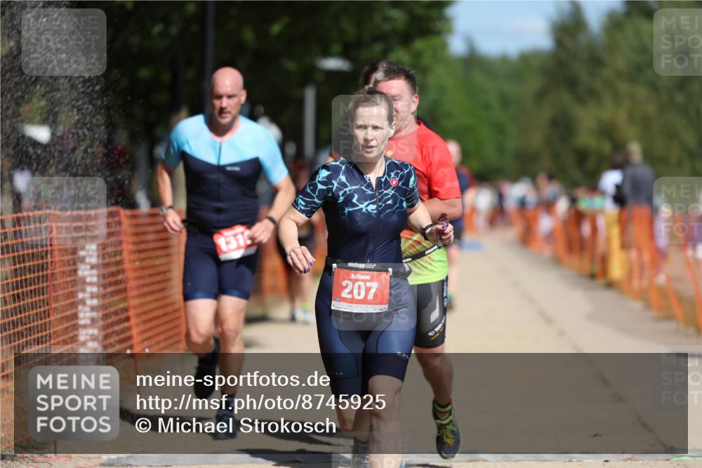 07.09.2025 - 19. Norderstedt Triathlon Michael Strokosch http://msf.ph/oto/8745925 07.09.2025 12:36:12 Laufen 190, 207, 282, 860, 1161, 1267, 1307, 1319 meine-sportfotos.de