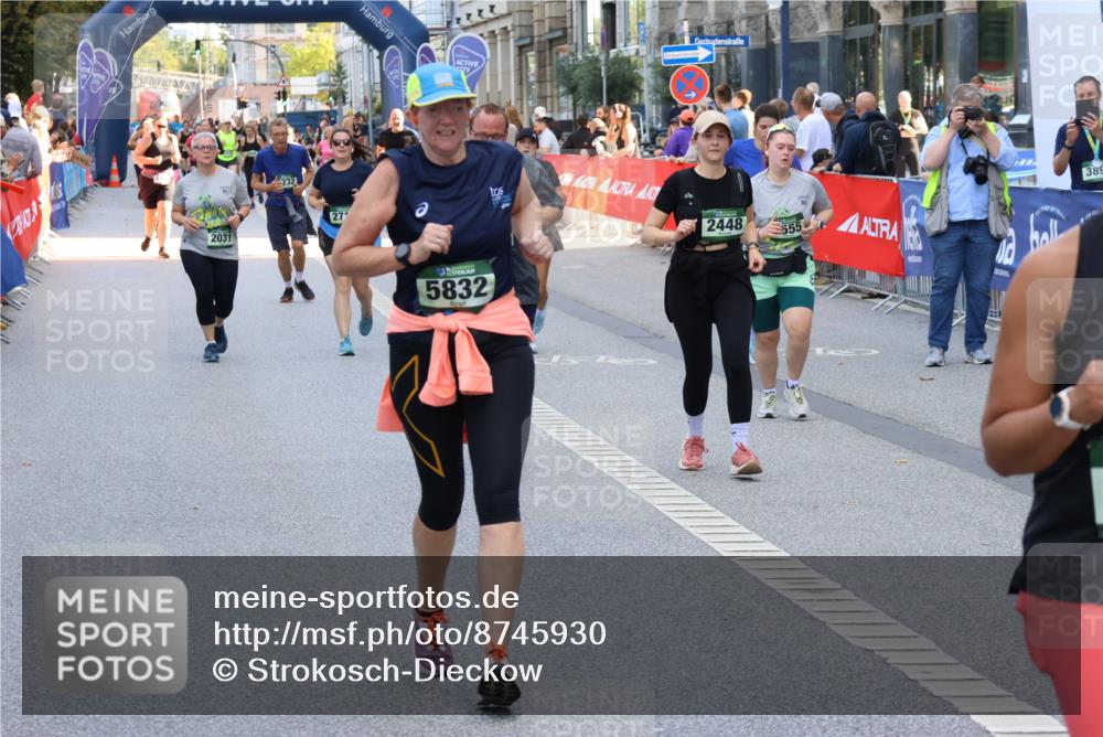 07.09.2025 - BARMER Alsterlauf Strokosch-Dieckow http://msf.ph/oto/8745930 07.09.2025 10:17:16 Ziel 2466, 3372, 3731, 3793, 4130, 4270, 4447, 4790, 4791, 5032, 5087, 5237, 5305, 5632, 5680, 5946, 8082 meine-sportfotos.de