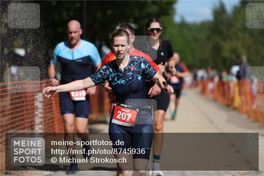 07.09.2025 - 19. Norderstedt Triathlon Michael Strokosch http://msf.ph/oto/8745936 07.09.2025 12:36:12 Laufen 190, 207, 282, 860, 1161, 1267, 1307, 1319 meine-sportfotos.de