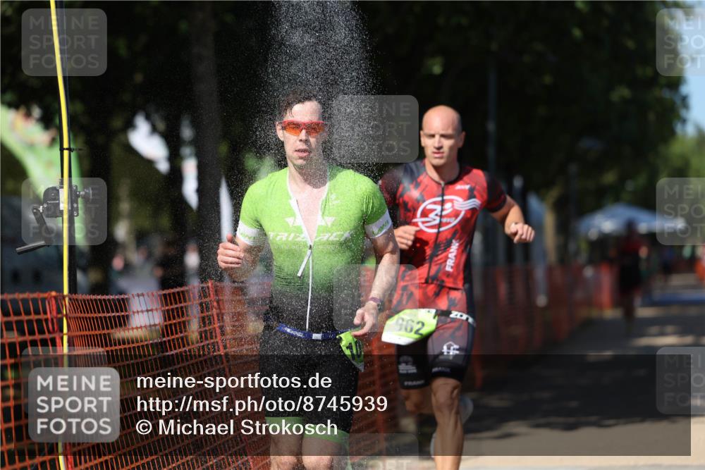 07.09.2025 - 19. Norderstedt Triathlon Michael Strokosch http://msf.ph/oto/8745939 07.09.2025 14:47:37 Laufen 962, 983, 984, 1004 meine-sportfotos.de