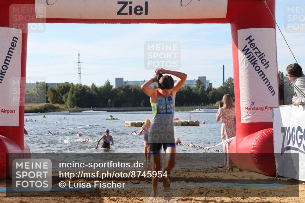 07.09.2025 - 19. Norderstedt Triathlon Luisa Fischer http://msf.ph/oto/8745954 07.09.2025 10:25:01 Schwimmen 61, 62, 80, 91, 100, 111, 126, 130 meine-sportfotos.de