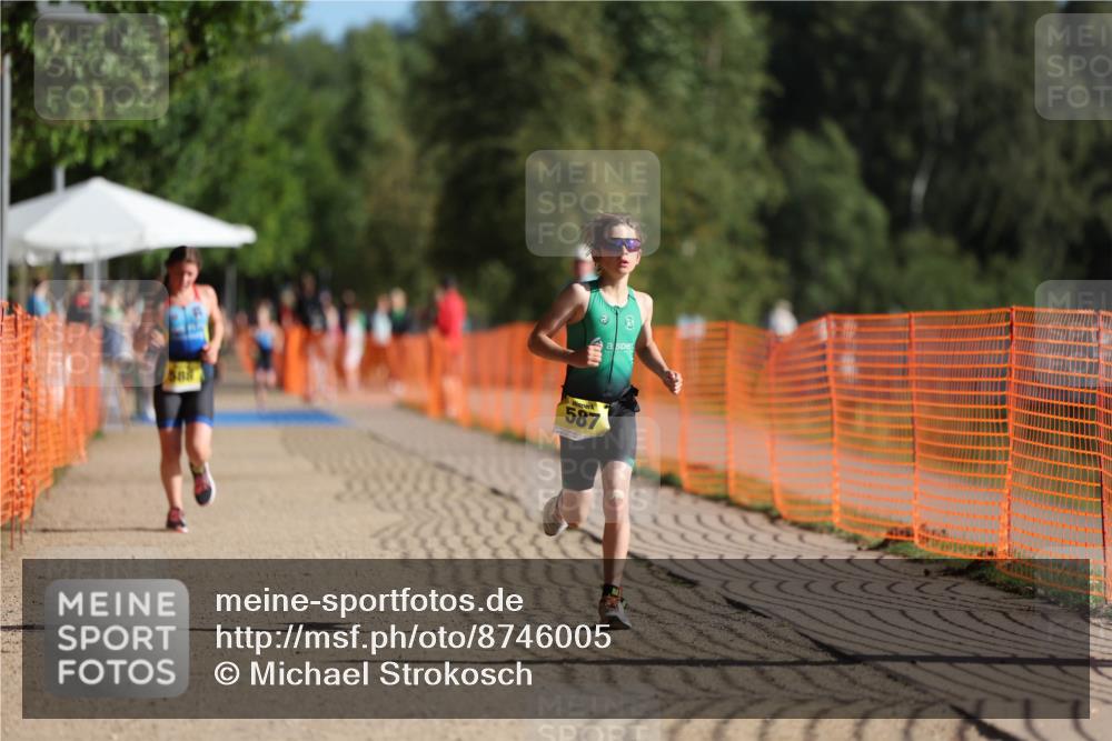07.09.2025 - 19. Norderstedt Triathlon Michael Strokosch http://msf.ph/oto/8746005 07.09.2025 09:44:05 Laufen 563, 586, 587, 613 meine-sportfotos.de
