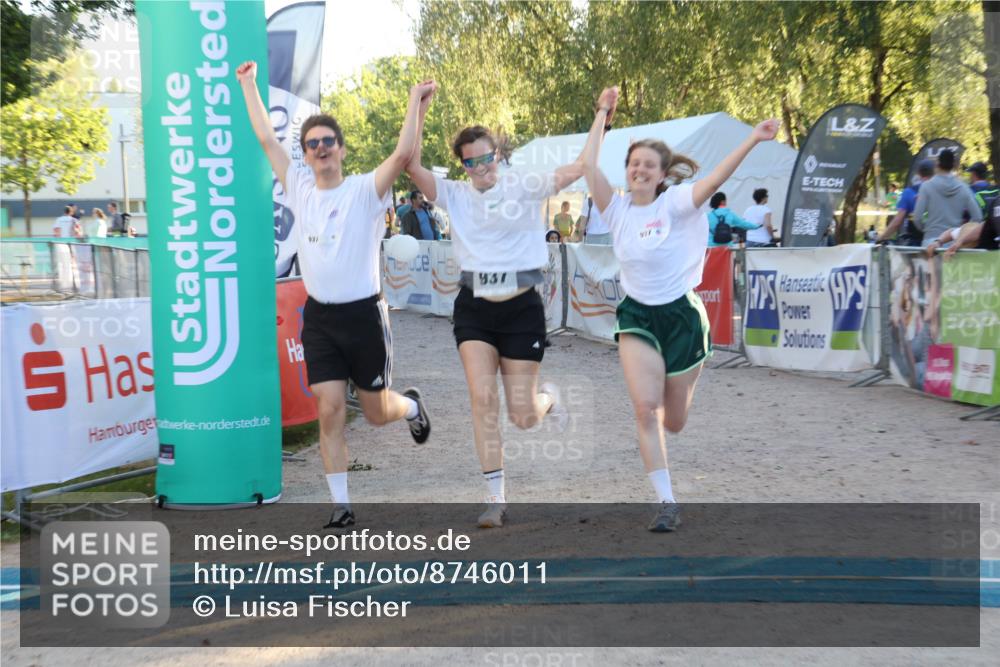 07.09.2025 - 19. Norderstedt Triathlon Luisa Fischer http://msf.ph/oto/8746011 07.09.2025 17:22:34 Ziel 937 meine-sportfotos.de