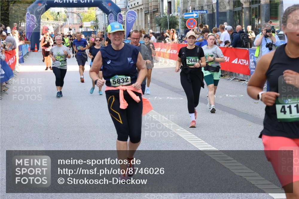 07.09.2025 - BARMER Alsterlauf Strokosch-Dieckow http://msf.ph/oto/8746026 07.09.2025 10:17:16 Ziel 2466, 3372, 3731, 3793, 4130, 4270, 4447, 4790, 4791, 5032, 5087, 5237, 5305, 5632, 5680, 5946, 8082 meine-sportfotos.de