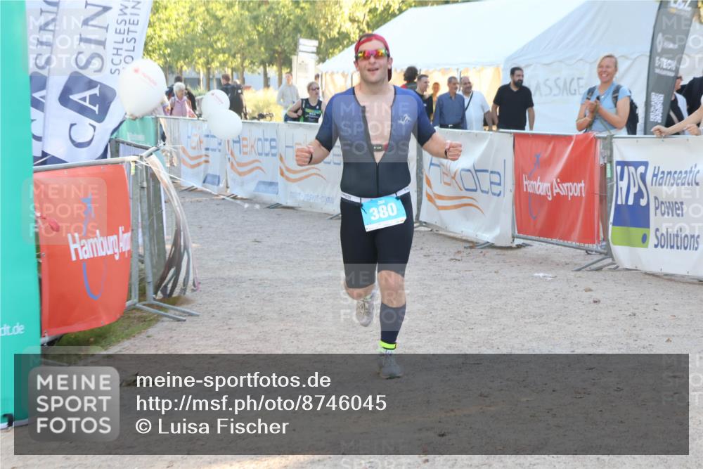 07.09.2025 - 19. Norderstedt Triathlon Luisa Fischer http://msf.ph/oto/8746045 07.09.2025 17:23:50 Ziel 380 meine-sportfotos.de