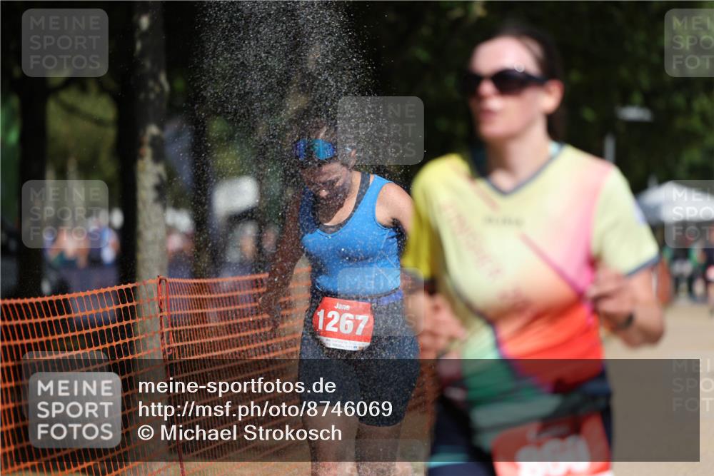 07.09.2025 - 19. Norderstedt Triathlon Michael Strokosch http://msf.ph/oto/8746069 07.09.2025 12:36:19 Laufen 190, 293, 860, 1161, 1267 meine-sportfotos.de