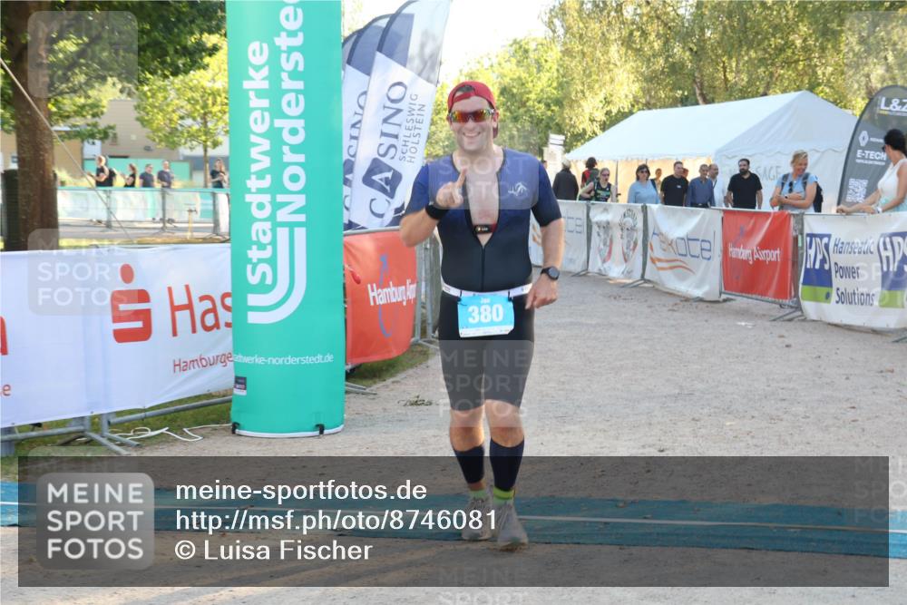 07.09.2025 - 19. Norderstedt Triathlon Luisa Fischer http://msf.ph/oto/8746081 07.09.2025 17:23:52 Ziel 380 meine-sportfotos.de