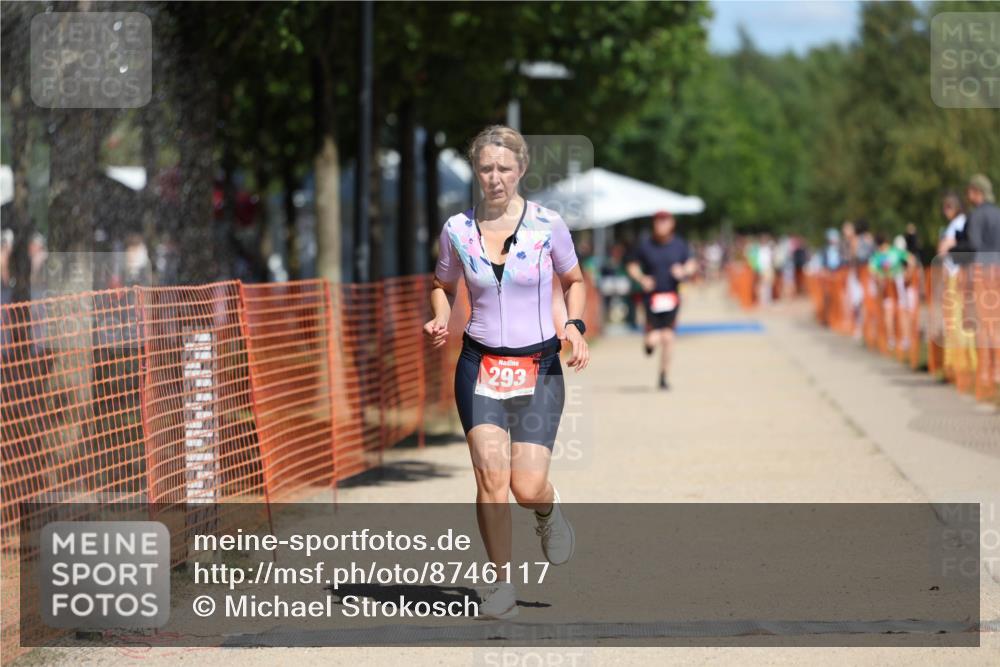07.09.2025 - 19. Norderstedt Triathlon Michael Strokosch http://msf.ph/oto/8746117 07.09.2025 12:36:24 Laufen 227, 293, 1161 meine-sportfotos.de