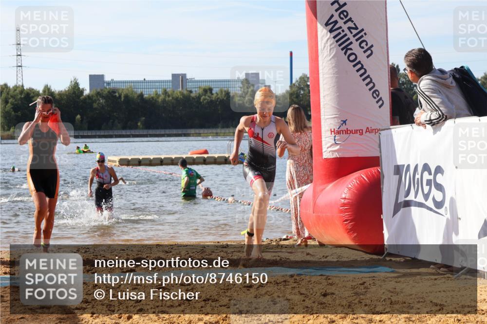 07.09.2025 - 19. Norderstedt Triathlon Luisa Fischer http://msf.ph/oto/8746150 07.09.2025 10:25:04 Schwimmen 61, 62, 77, 80, 91, 100, 111, 126, 130 meine-sportfotos.de