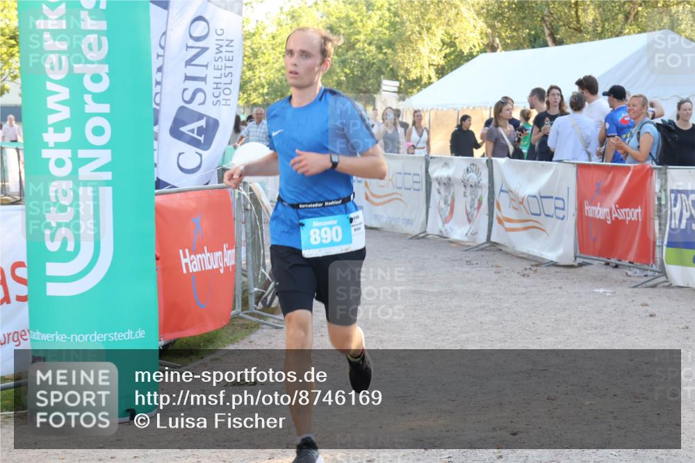 07.09.2025 - 19. Norderstedt Triathlon Luisa Fischer http://msf.ph/oto/8746169 07.09.2025 17:24:36 Ziel 890 meine-sportfotos.de