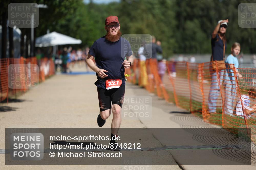 07.09.2025 - 19. Norderstedt Triathlon Michael Strokosch http://msf.ph/oto/8746212 07.09.2025 12:36:30 Laufen 227 meine-sportfotos.de