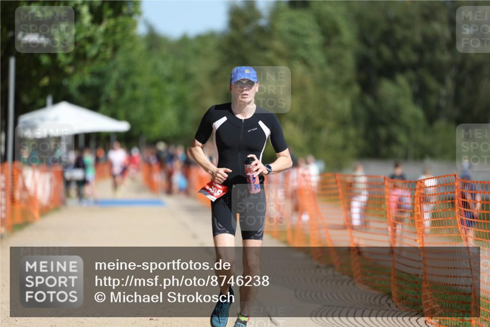 07.09.2025 - 19. Norderstedt Triathlon Michael Strokosch http://msf.ph/oto/8746238 07.09.2025 11:59:52 Laufen 306 meine-sportfotos.de