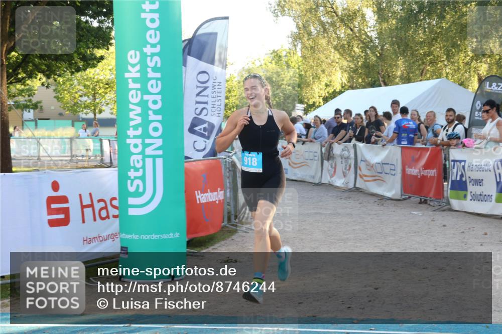 07.09.2025 - 19. Norderstedt Triathlon Luisa Fischer http://msf.ph/oto/8746244 07.09.2025 17:27:16 Ziel 918 meine-sportfotos.de