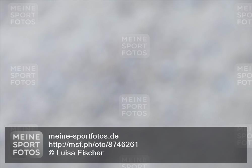 07.09.2025 - 19. Norderstedt Triathlon Luisa Fischer http://msf.ph/oto/8746261 07.09.2025 17:27:33 Ziel  meine-sportfotos.de