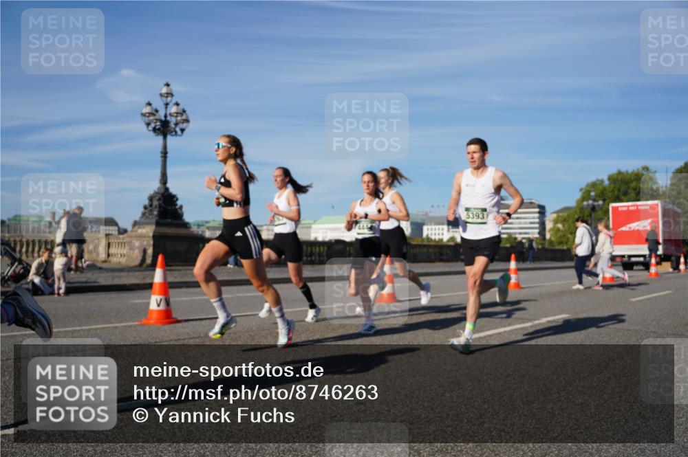 07.09.2025 - BARMER Alsterlauf Yannick Fuchs http://msf.ph/oto/8746263 07.09.2025 09:31:37 Laufen 5393 meine-sportfotos.de