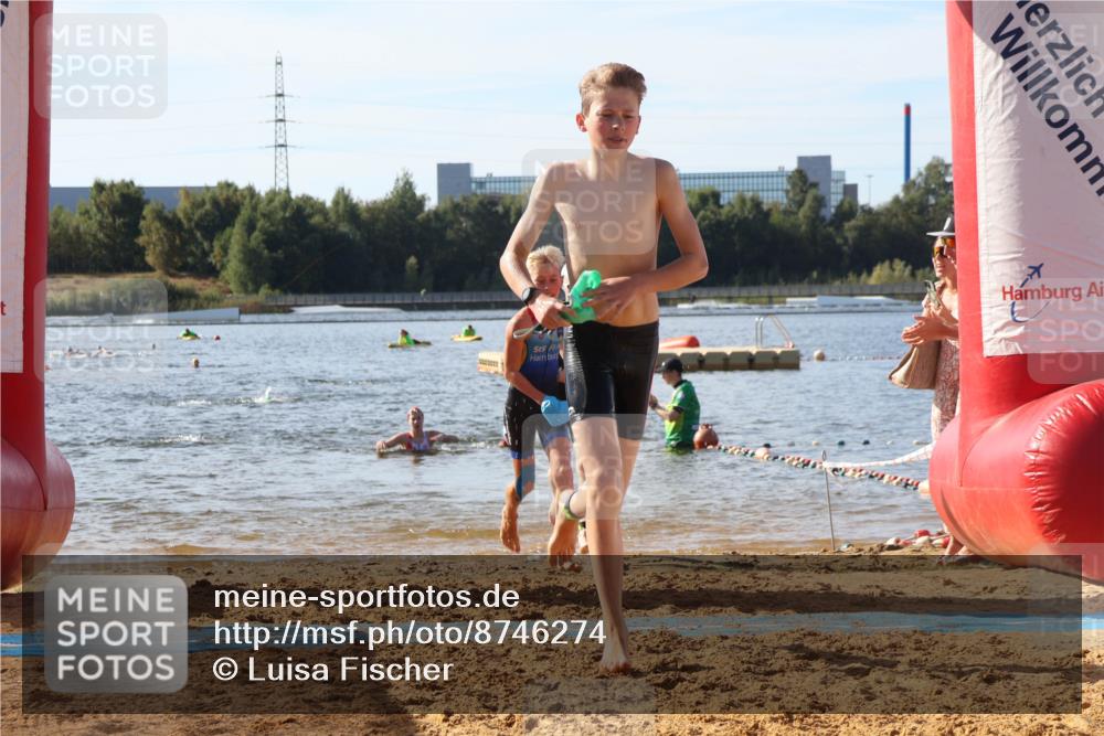 07.09.2025 - 19. Norderstedt Triathlon Luisa Fischer http://msf.ph/oto/8746274 07.09.2025 10:25:16 Schwimmen 77, 80, 91, 106, 127, 650 meine-sportfotos.de