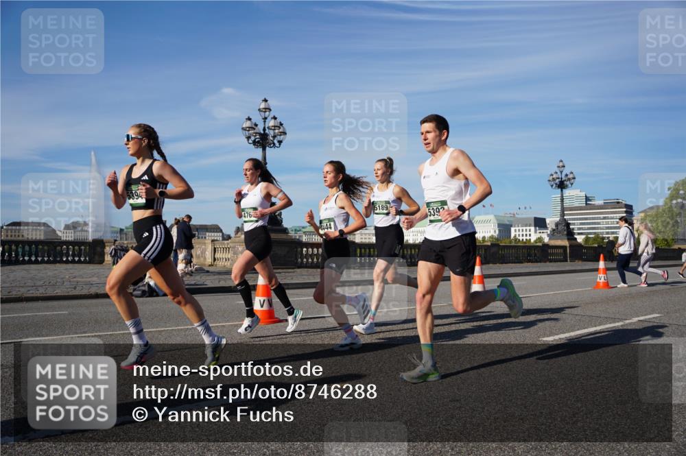 07.09.2025 - BARMER Alsterlauf Yannick Fuchs http://msf.ph/oto/8746288 07.09.2025 09:31:37 Laufen 5394, 476, 4444, 5189, 539 meine-sportfotos.de