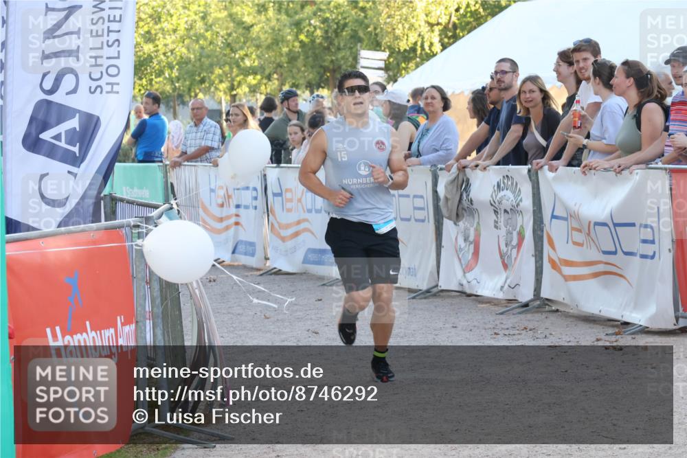07.09.2025 - 19. Norderstedt Triathlon Luisa Fischer http://msf.ph/oto/8746292 07.09.2025 17:28:20 Ziel 378 meine-sportfotos.de