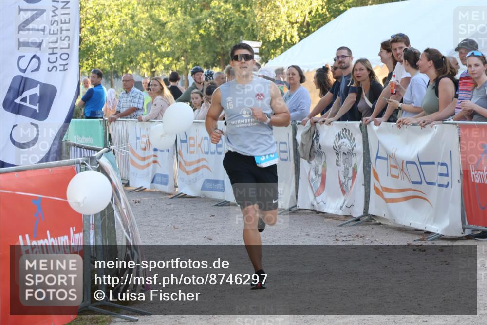 07.09.2025 - 19. Norderstedt Triathlon Luisa Fischer http://msf.ph/oto/8746297 07.09.2025 17:28:20 Ziel 378 meine-sportfotos.de