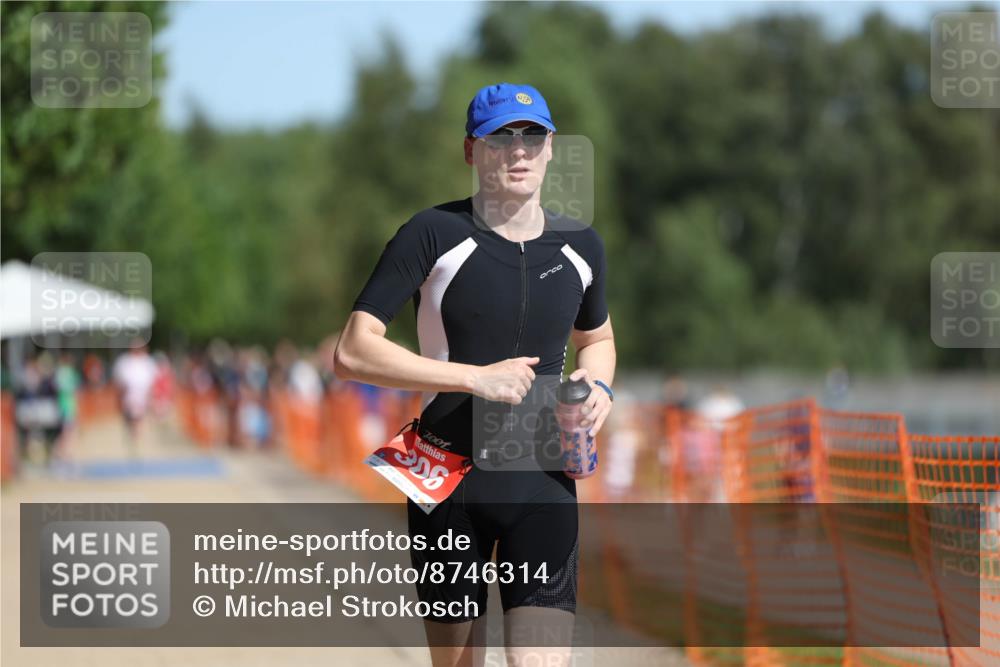 07.09.2025 - 19. Norderstedt Triathlon Michael Strokosch http://msf.ph/oto/8746314 07.09.2025 11:59:54 Laufen 306 meine-sportfotos.de