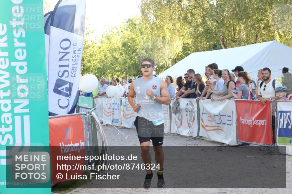 07.09.2025 - 19. Norderstedt Triathlon Luisa Fischer http://msf.ph/oto/8746324 07.09.2025 17:28:21 Ziel 378 meine-sportfotos.de