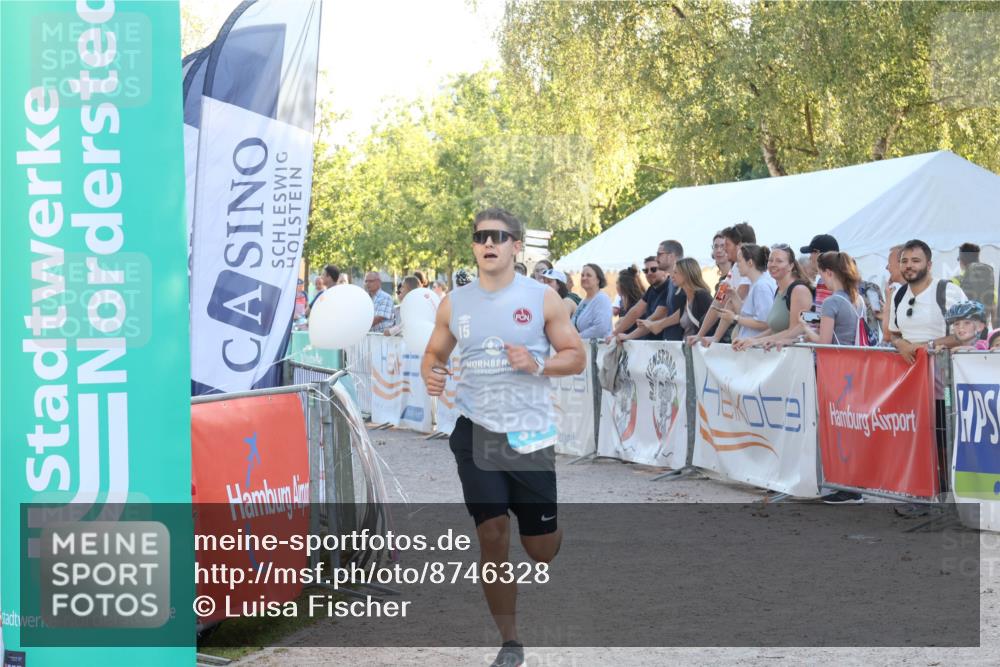 07.09.2025 - 19. Norderstedt Triathlon Luisa Fischer http://msf.ph/oto/8746328 07.09.2025 17:28:22 Ziel 378 meine-sportfotos.de
