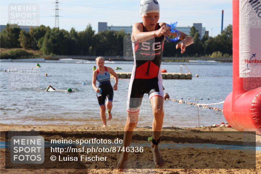 07.09.2025 - 19. Norderstedt Triathlon Luisa Fischer http://msf.ph/oto/8746336 07.09.2025 10:25:30 Schwimmen 67, 92, 129 meine-sportfotos.de