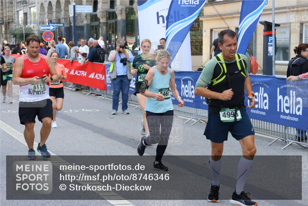 07.09.2025 - BARMER Alsterlauf Strokosch-Dieckow http://msf.ph/oto/8746346 07.09.2025 10:17:13 Ziel 2466, 3304, 3372, 3731, 3793, 4270, 4447, 4790, 4791, 5032, 5087, 5237, 5545, 5632, 5680, 5946, 8082 meine-sportfotos.de