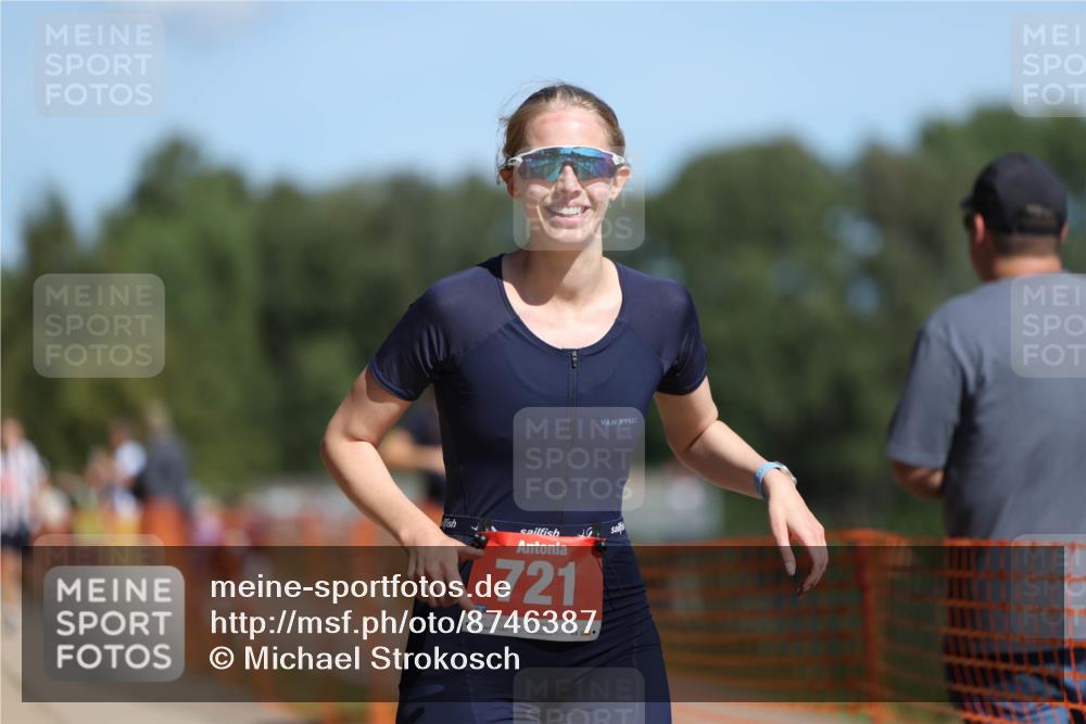 07.09.2025 - 19. Norderstedt Triathlon Michael Strokosch http://msf.ph/oto/8746387 07.09.2025 12:36:50 Laufen 721, 1311 meine-sportfotos.de