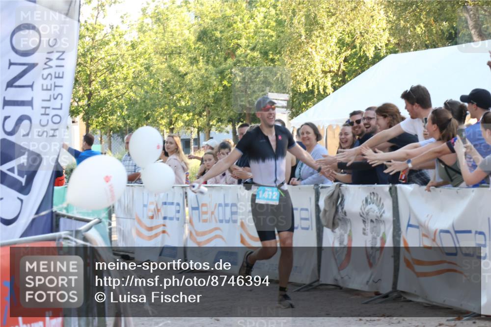 07.09.2025 - 19. Norderstedt Triathlon Luisa Fischer http://msf.ph/oto/8746394 07.09.2025 17:28:47 Ziel 1412 meine-sportfotos.de